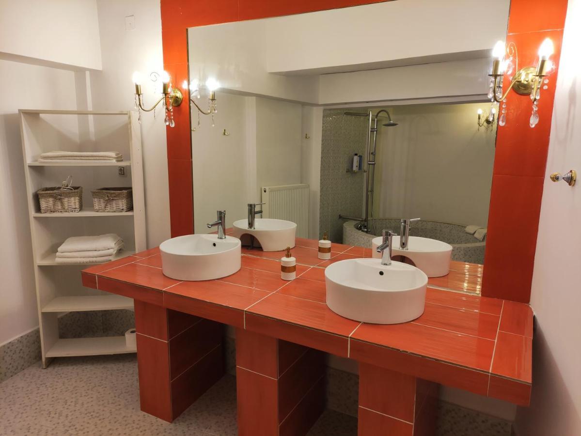 Superior Chic Family Apartment كالامباكا المظهر الخارجي الصورة